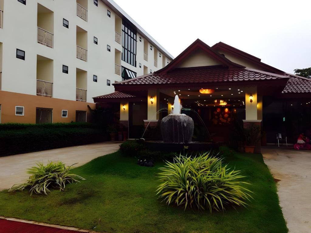 Sirimathani Hotel Loei Exterior foto