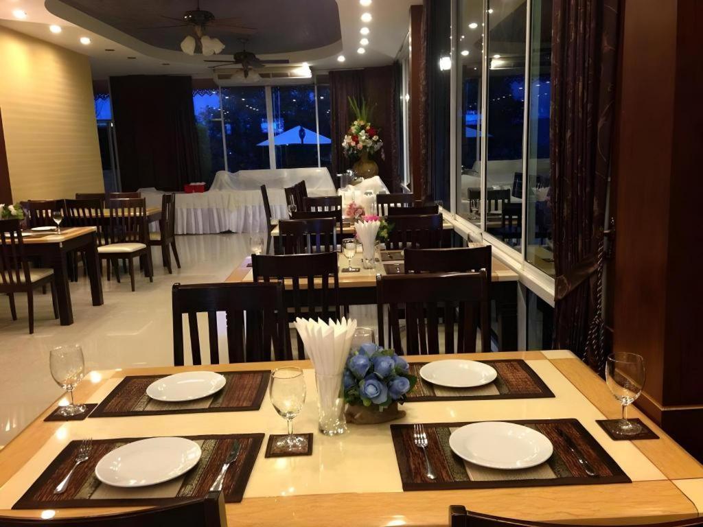 Sirimathani Hotel Loei Exterior foto